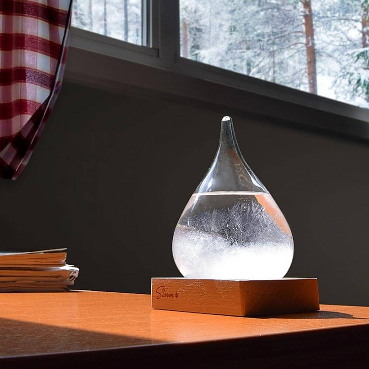 Storm Glass el predictor del tiempo de cristal pequeño